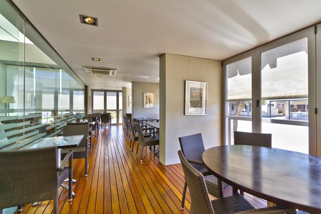 Mantra Pavilion Hotel Wagga Wagga Exterior photo