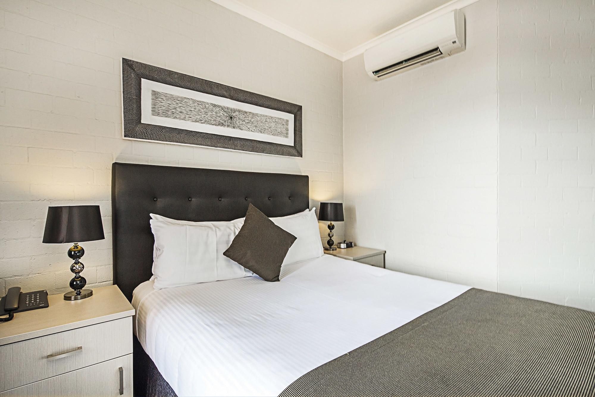 Mantra Pavilion Hotel Wagga Wagga Exterior photo